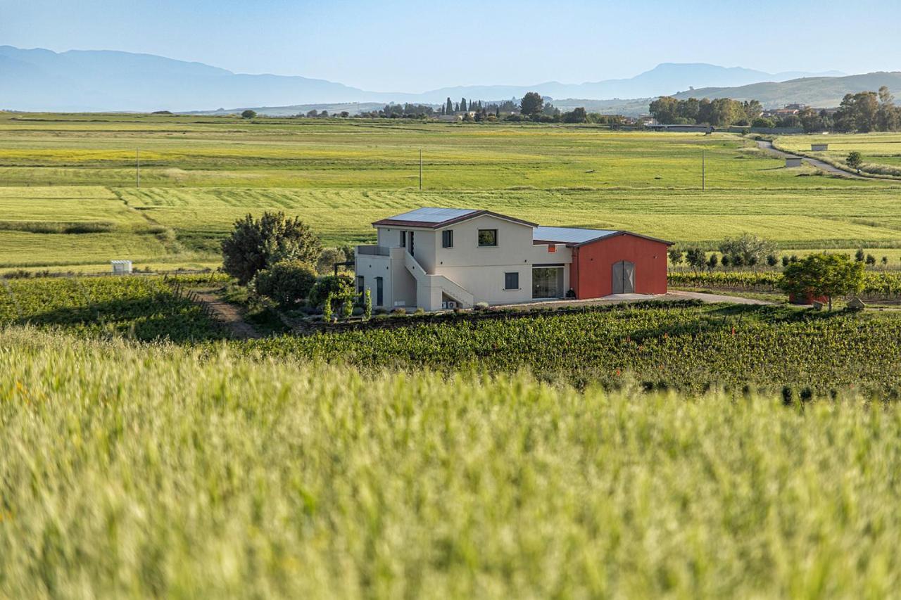Nuovi Poderi Rooms Senorbi Luaran gambar