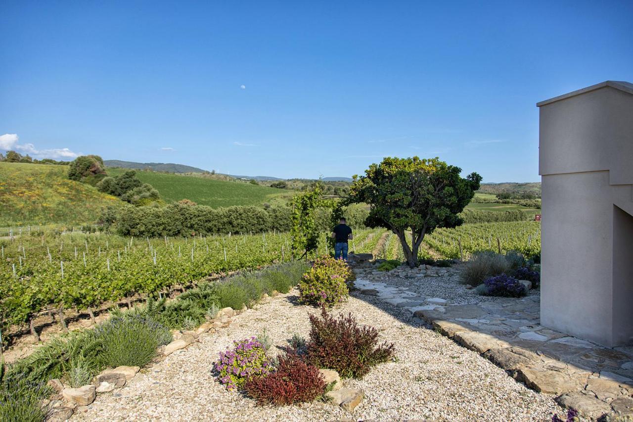Nuovi Poderi Rooms Senorbi Luaran gambar